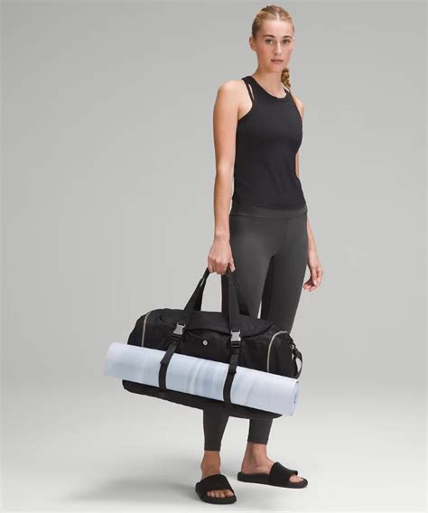 lululemon dupe gift bag|lululemon wanderlust duffle bag.